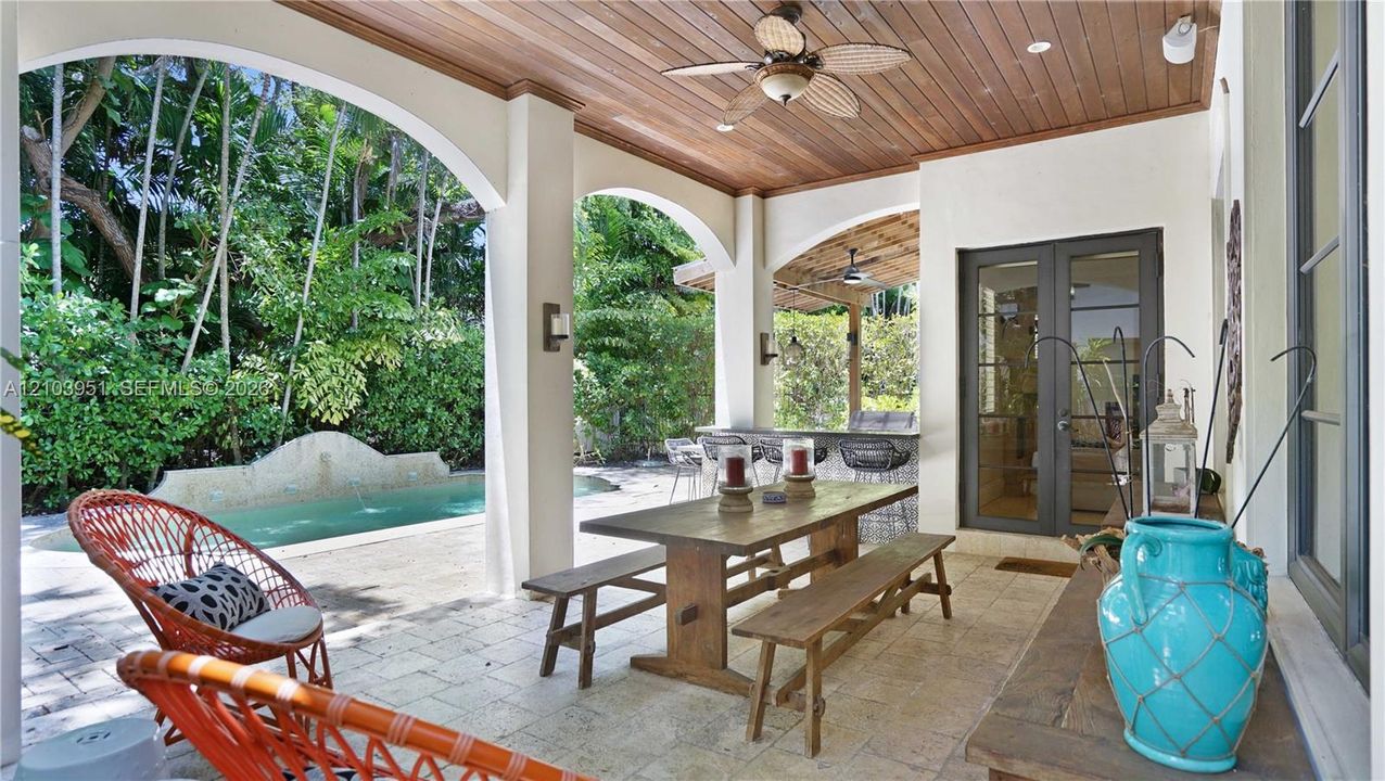 En Venta: $4,350,000 (5 camas, 5 baños, 4322 Pies cuadrados)