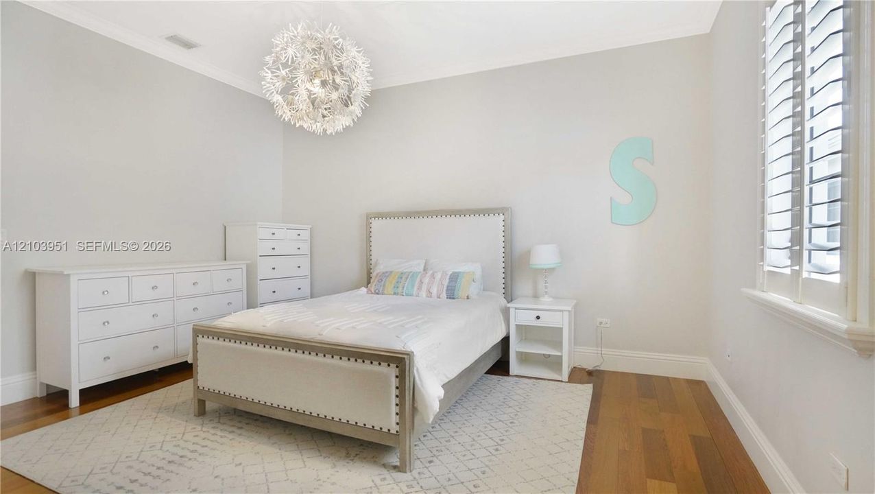 En Venta: $4,350,000 (5 camas, 5 baños, 4322 Pies cuadrados)
