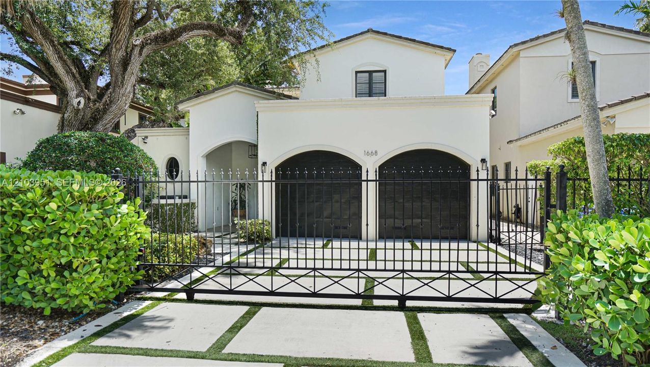 En Venta: $4,350,000 (5 camas, 5 baños, 4322 Pies cuadrados)