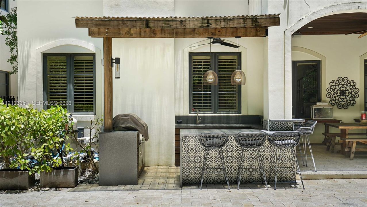 En Venta: $4,350,000 (5 camas, 5 baños, 4322 Pies cuadrados)