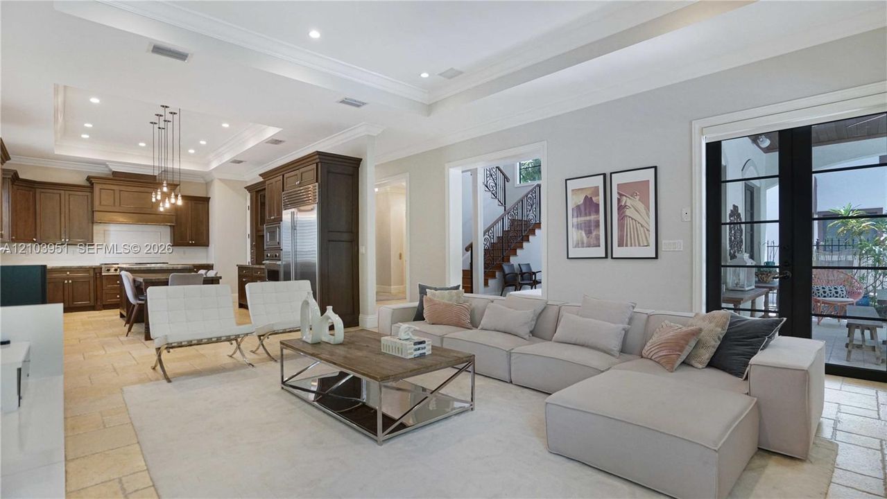 En Venta: $4,350,000 (5 camas, 5 baños, 4322 Pies cuadrados)