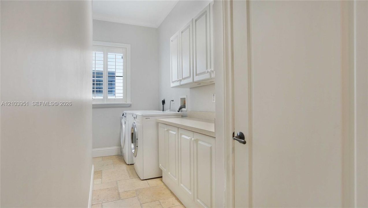En Venta: $4,350,000 (5 camas, 5 baños, 4322 Pies cuadrados)