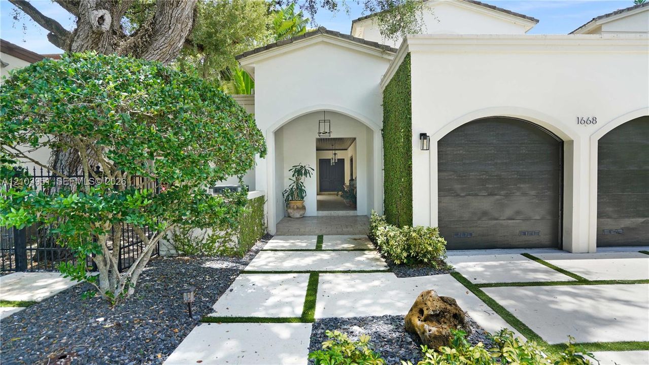 En Venta: $4,350,000 (5 camas, 5 baños, 4322 Pies cuadrados)