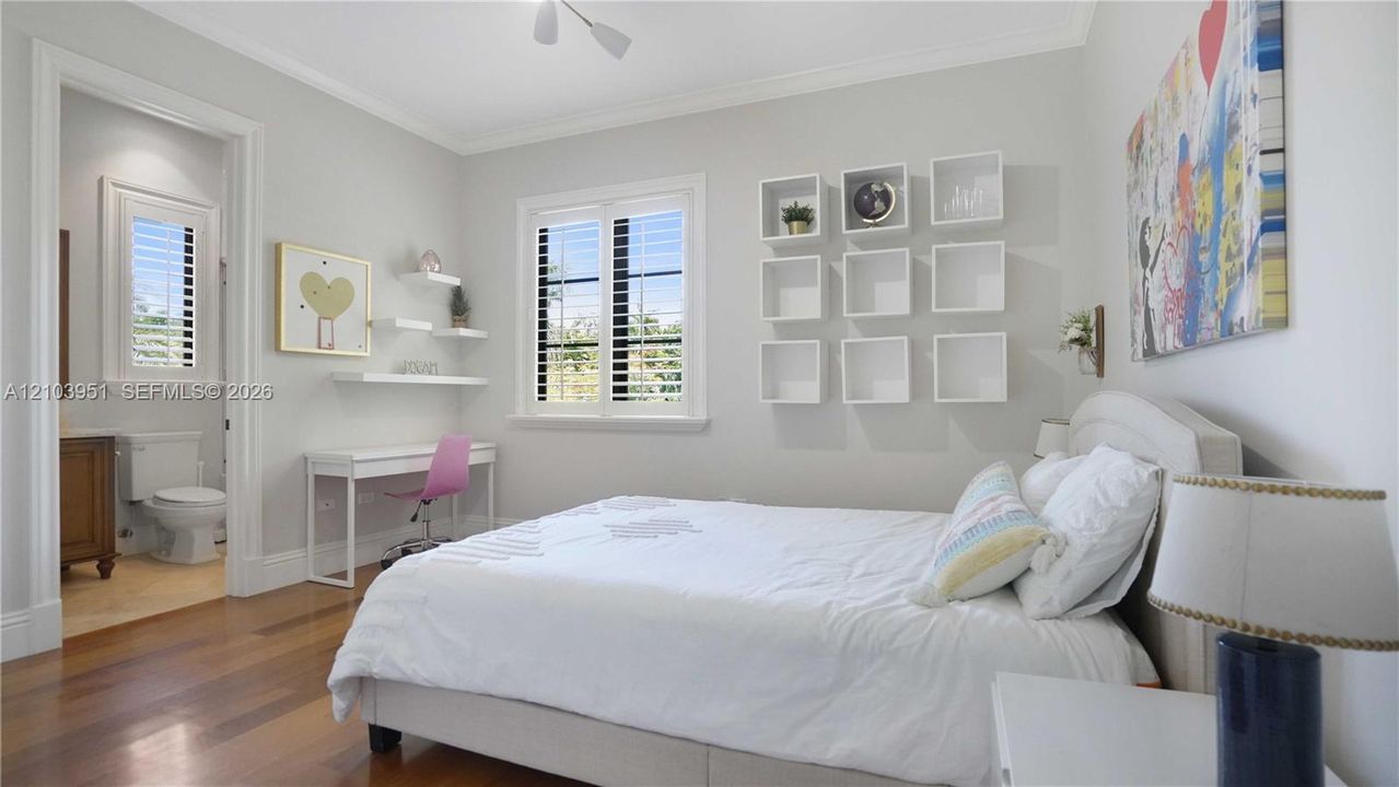 En Venta: $4,350,000 (5 camas, 5 baños, 4322 Pies cuadrados)