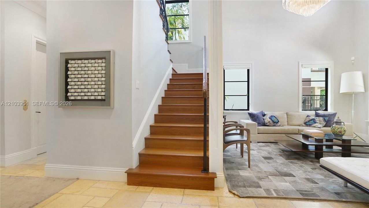 En Venta: $4,350,000 (5 camas, 5 baños, 4322 Pies cuadrados)