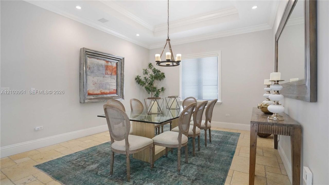 En Venta: $4,350,000 (5 camas, 5 baños, 4322 Pies cuadrados)