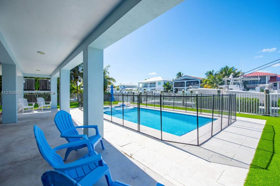 En Venta: $2,720,000 (3 camas, 2 baños, 2566 Pies cuadrados)