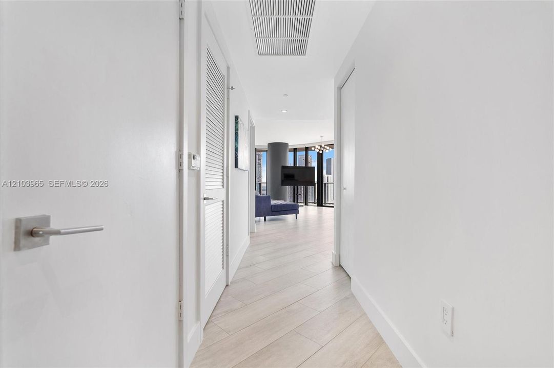 В аренду: $6,000 (2 спален, 2 ванн, 1096 Квадратных фут)
