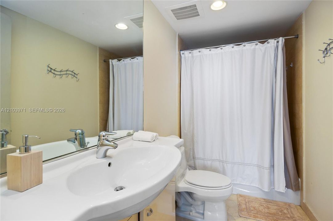 En Renta: $8,000 (3 camas, 3 baños, 1675 Pies cuadrados)