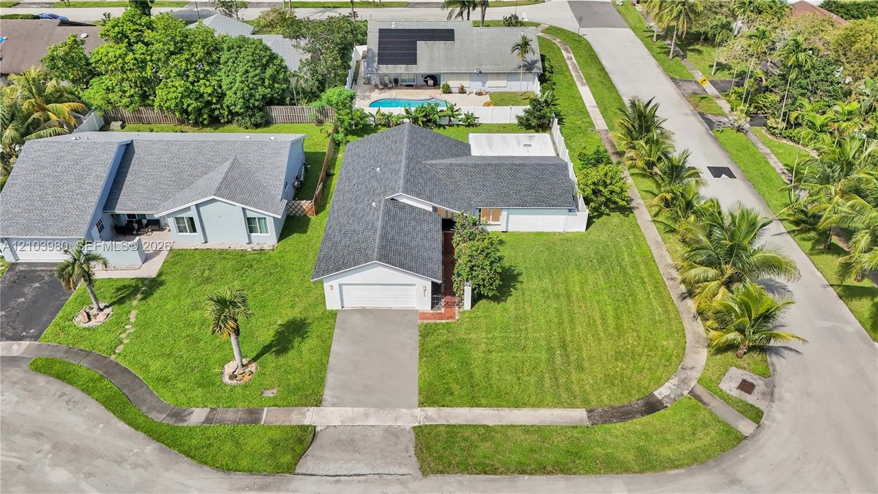 En Venta: $525,000 (3 camas, 2 baños, 1526 Pies cuadrados)