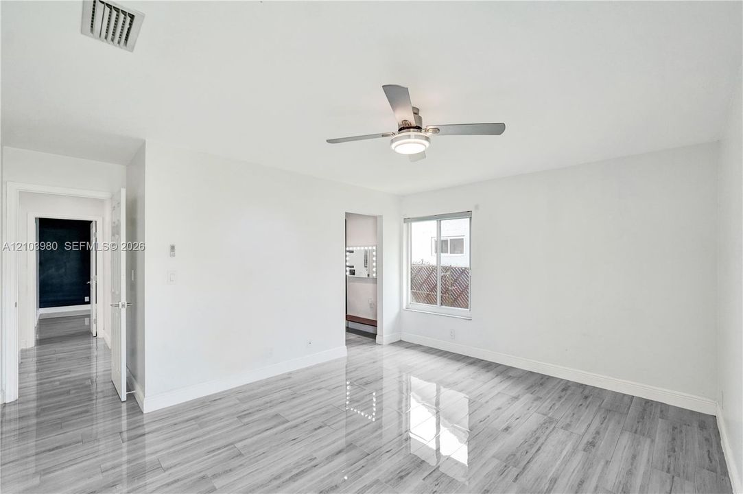 En Venta: $525,000 (3 camas, 2 baños, 1526 Pies cuadrados)