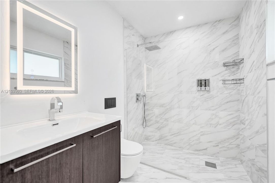 En Venta: $525,000 (3 camas, 2 baños, 1526 Pies cuadrados)