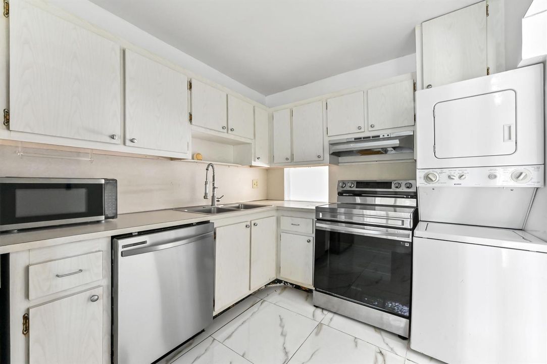 05 kitchen 02