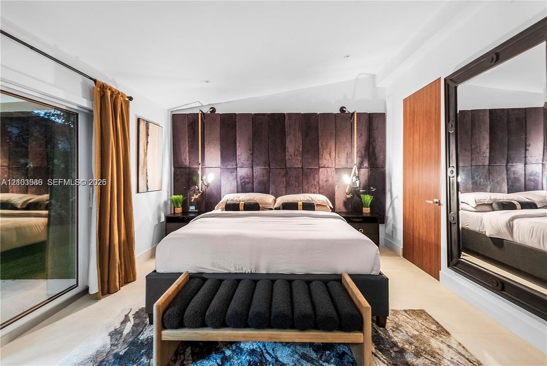 В аренду: $16,000 (3 спален, 3 ванн, 1222 Квадратных фут)