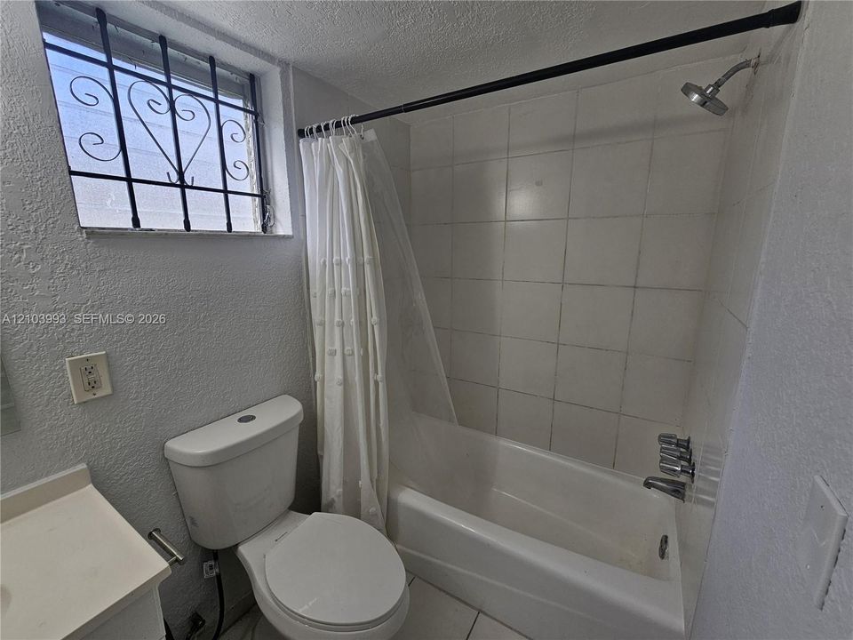 En Renta: $1,550 (1 camas, 1 baños, 640 Pies cuadrados)