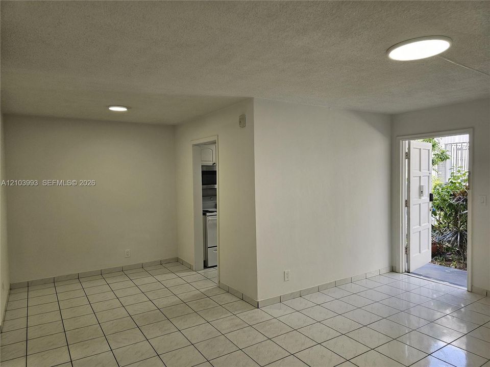 En Renta: $1,550 (1 camas, 1 baños, 640 Pies cuadrados)