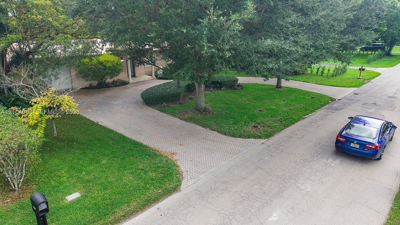 En Venta: $625,000 (3 camas, 2 baños, 1608 Pies cuadrados)