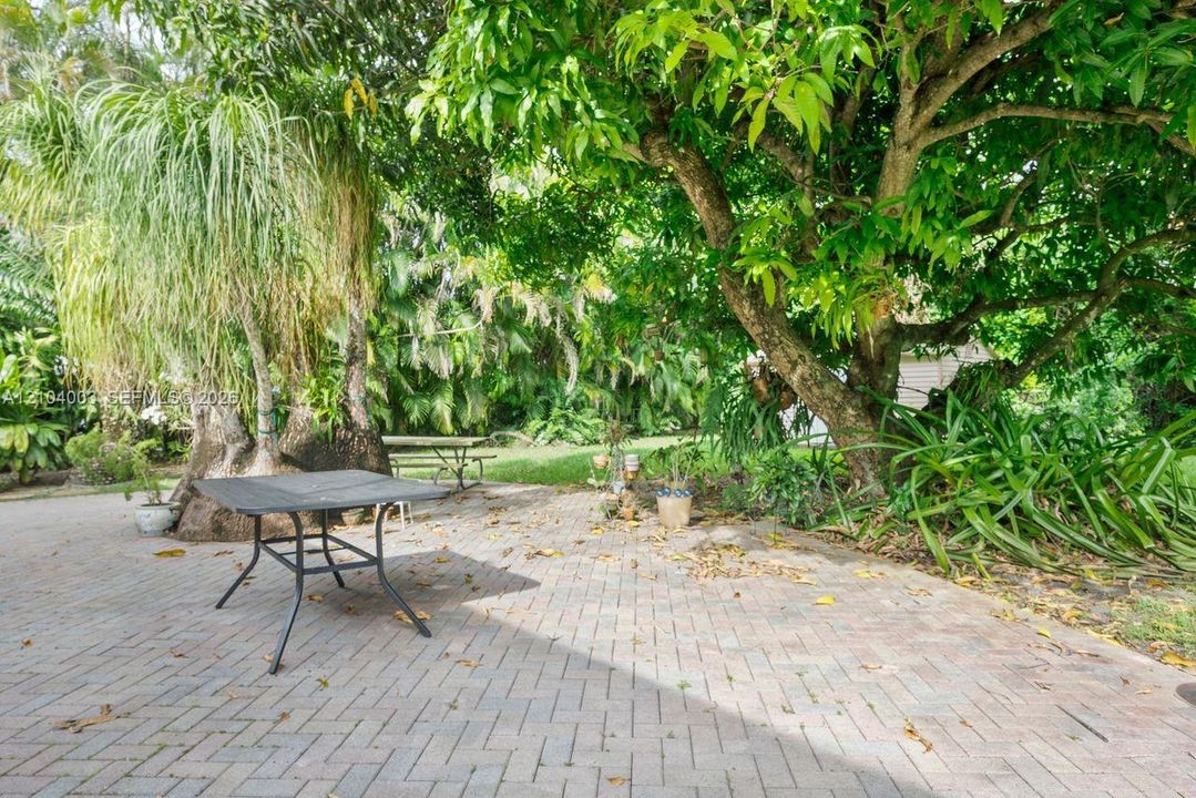 En Venta: $625,000 (3 camas, 2 baños, 1608 Pies cuadrados)