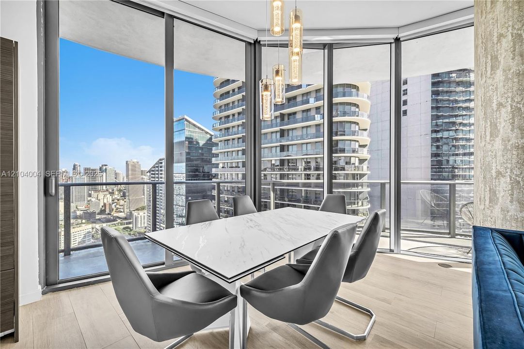 For Rent: $9,250 (3 beds, 3 baths, 1515 Square Feet)