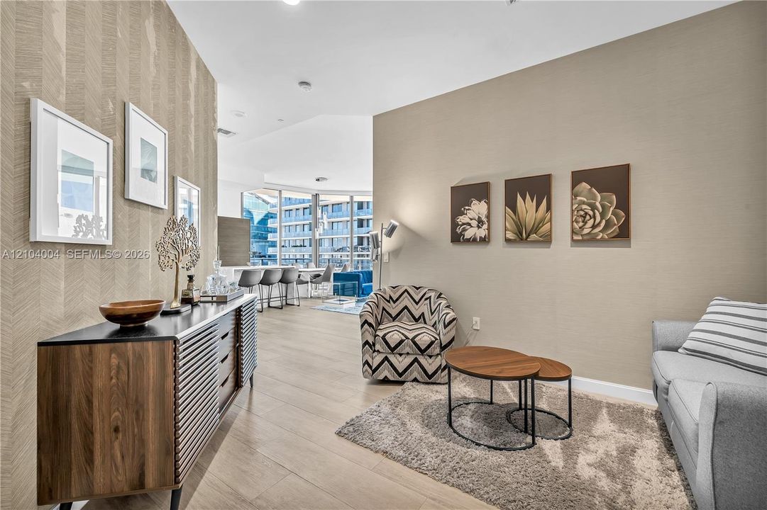 For Rent: $9,250 (3 beds, 3 baths, 1515 Square Feet)