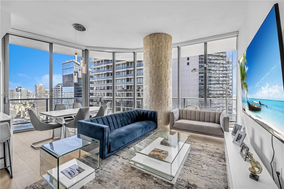 For Rent: $9,250 (3 beds, 3 baths, 1515 Square Feet)