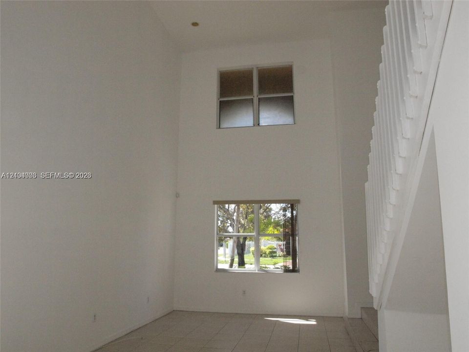 For Rent: $4,500 (4 beds, 3 baths, 2946 Square Feet)