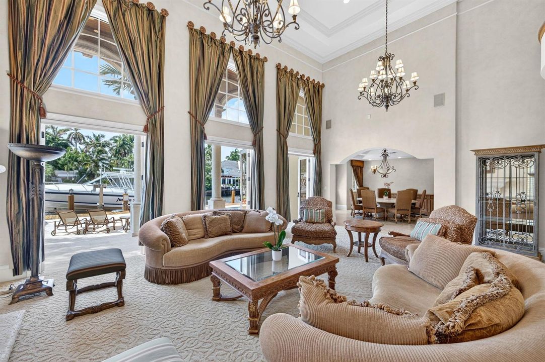 020_Formal_Living_Room