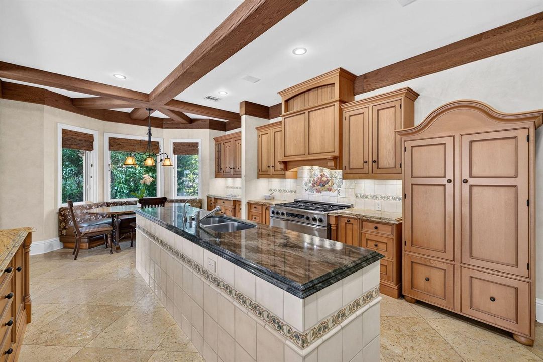 044_Kitchen