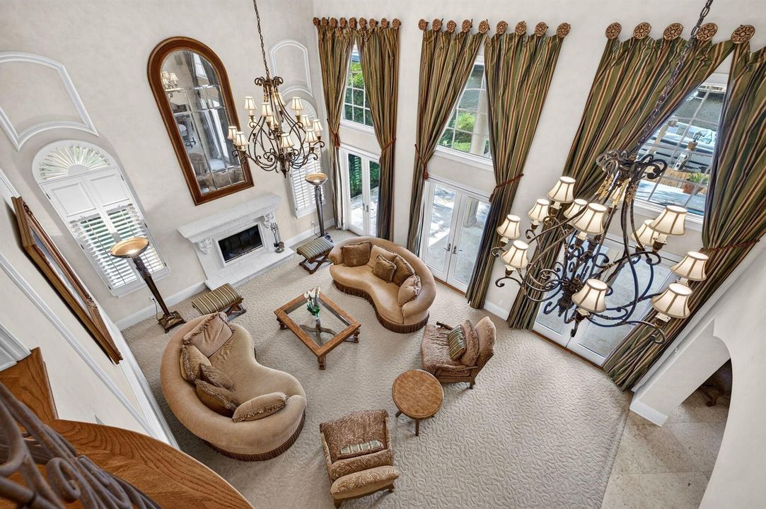 060_Living_Room_View_from_Upper_Landing