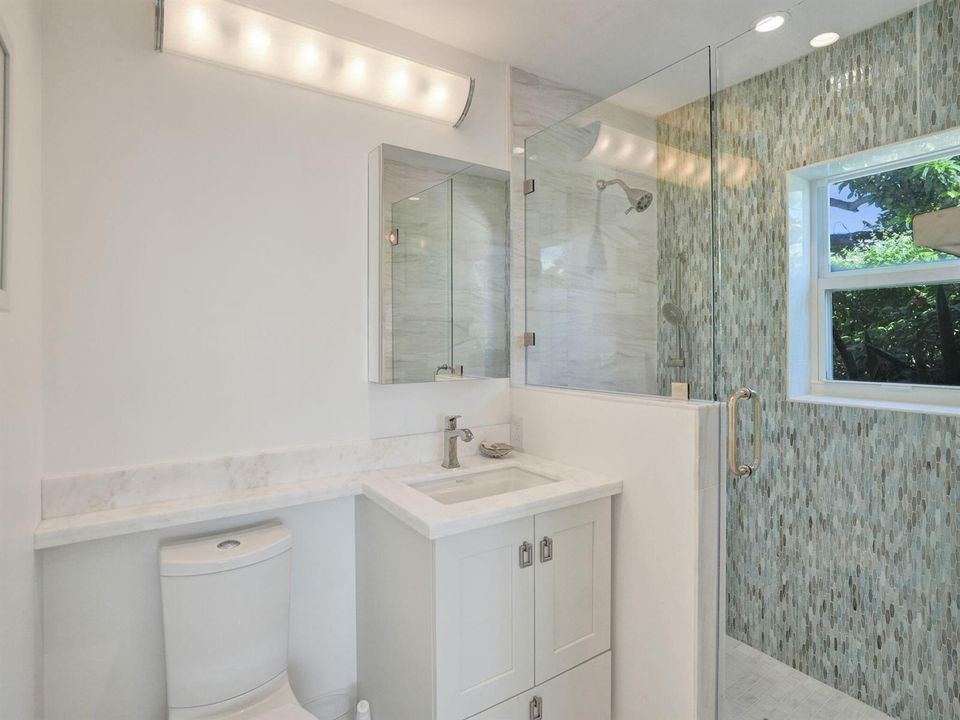 2nd Bathroom