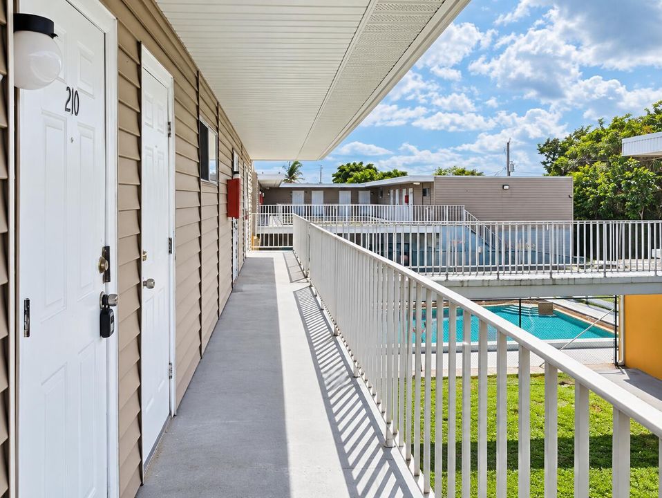 1500_Cresent_Cir_B-210_Walkway_MLS