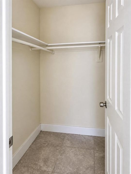 1500_Cresent_Cir_B-210_Closet_MLS