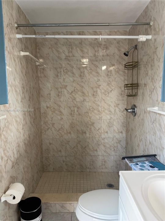 En Renta: $1,250 (1 camas, 1 baños, 1838 Pies cuadrados)