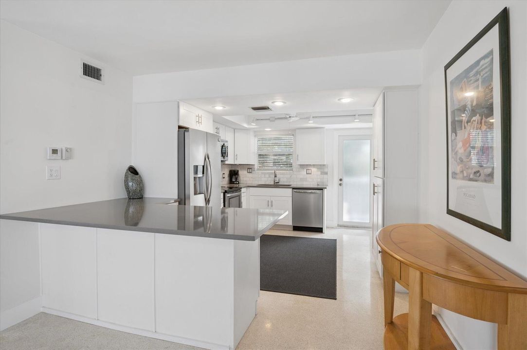 06-Carbonara-609 Bayshore Dr #6-6