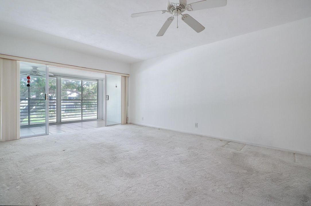 17-Living Room