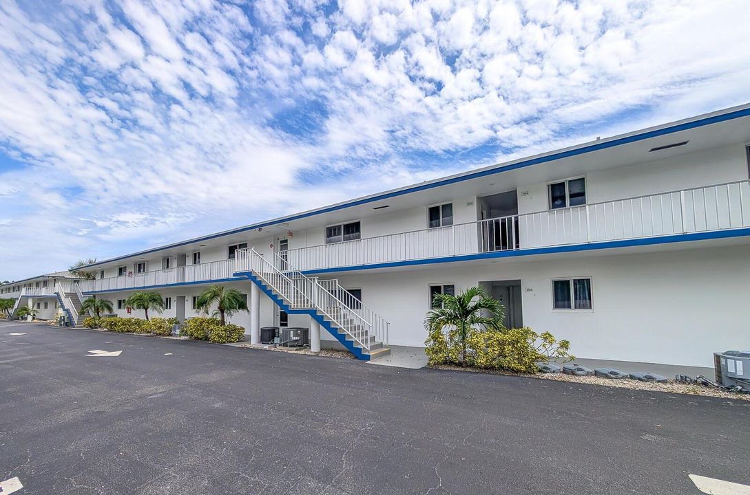 05-Exterior