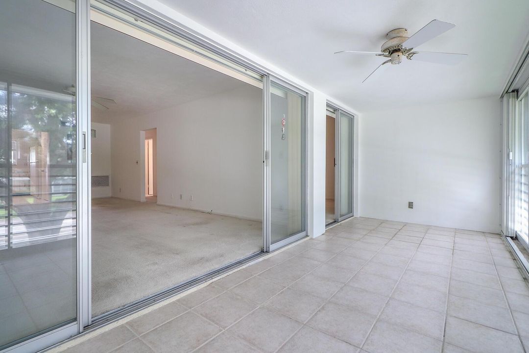 20-Porch