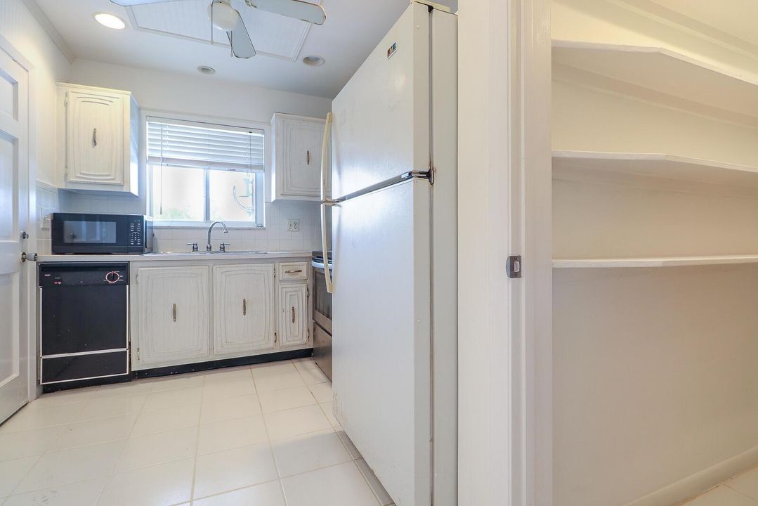 15-Kitchen