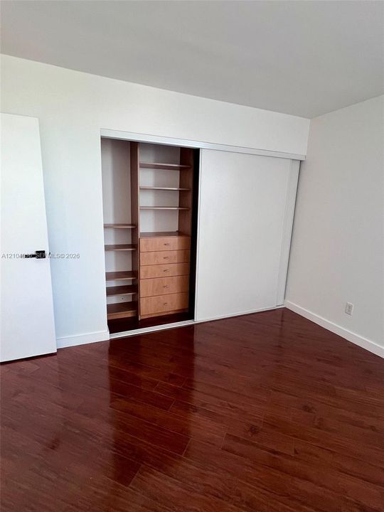 En Venta: $289,000 (2 camas, 2 baños, 963 Pies cuadrados)