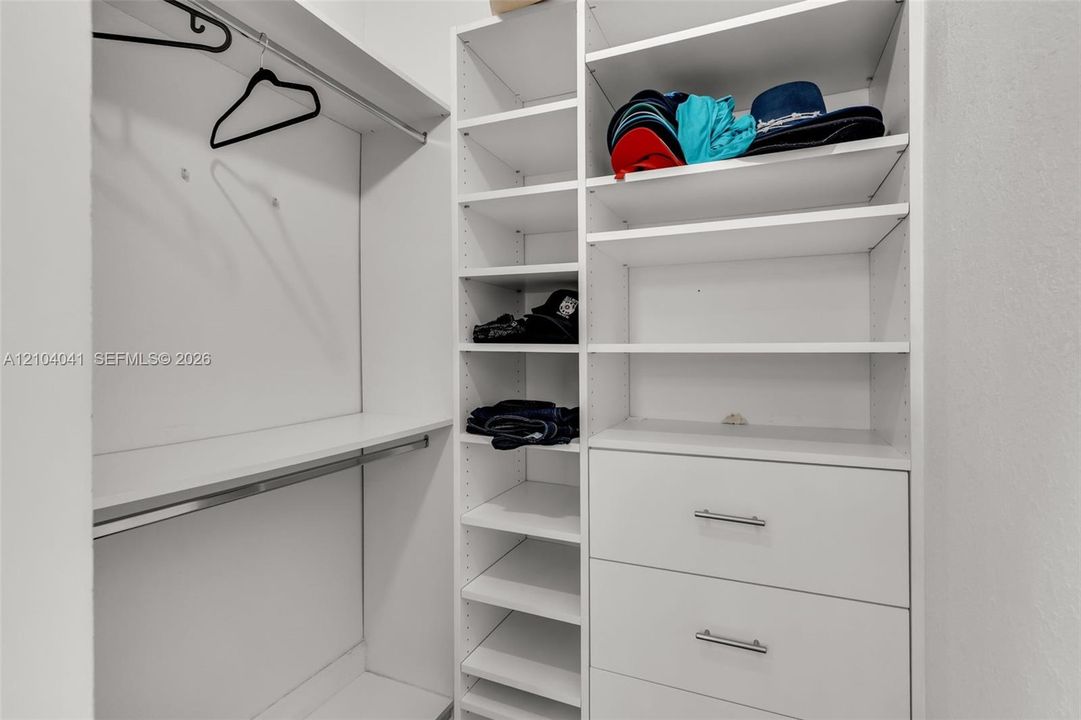 En Venta: $460,000 (3 camas, 2 baños, 1331 Pies cuadrados)
