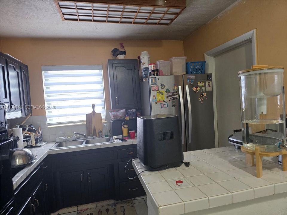 For Sale: $489,900 (3 beds, 1 baths, 1162 Square Feet)