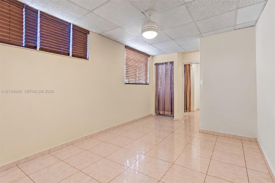 For Sale: $699,900 (4 beds, 3 baths, 1983 Square Feet)