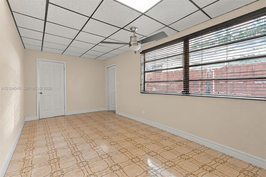 For Sale: $699,900 (4 beds, 3 baths, 1983 Square Feet)