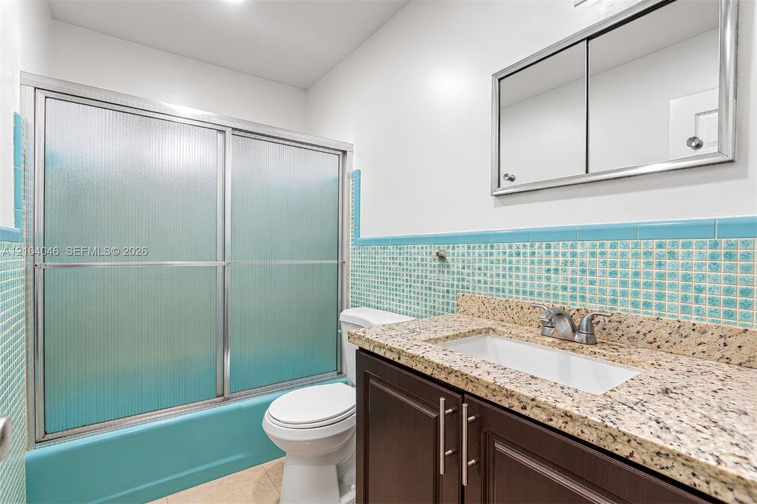 For Sale: $699,900 (4 beds, 3 baths, 1983 Square Feet)