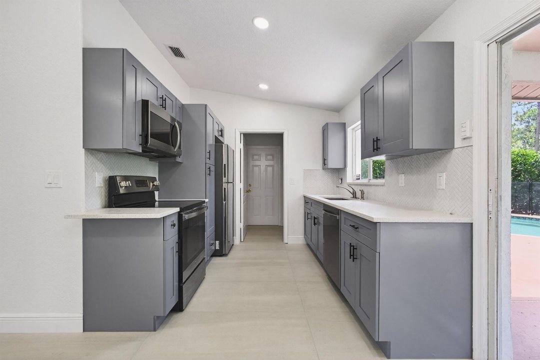 12_Kitchen