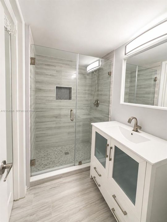 В аренду: $2,150 (2 спален, 2 ванн, 800 Квадратных фут)