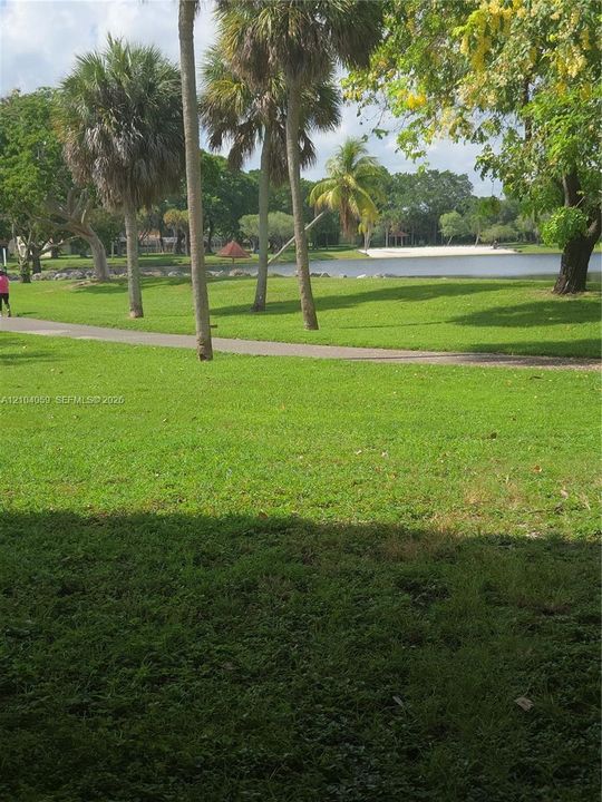For Rent: $2,200 (2 beds, 2 baths, 1093 Square Feet)