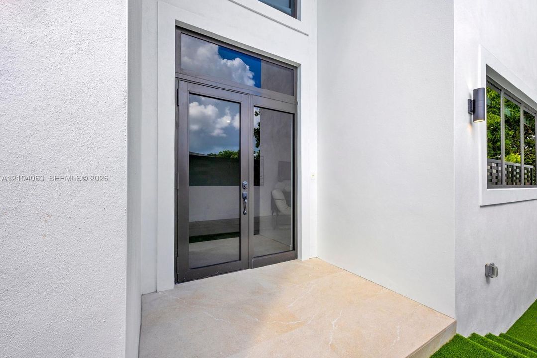 На продажу: $1,299,999 (4 спален, 4 ванн, 2929 Квадратных фут)