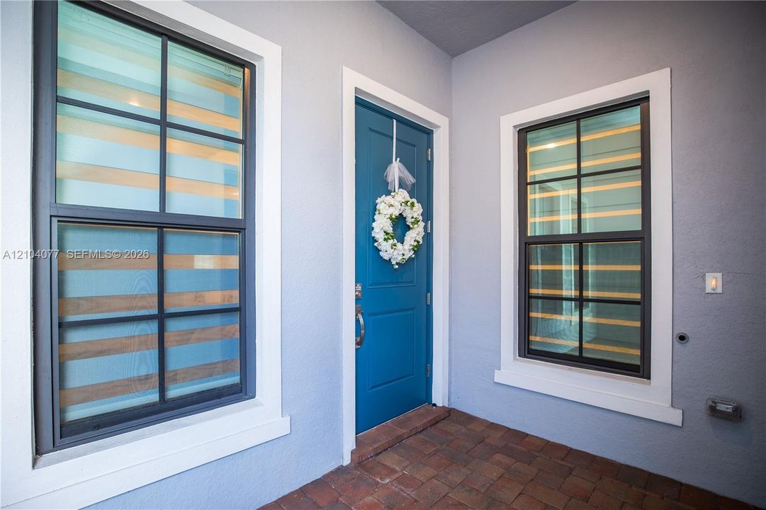 For Sale: $669,000 (3 beds, 2 baths, 1724 Square Feet)