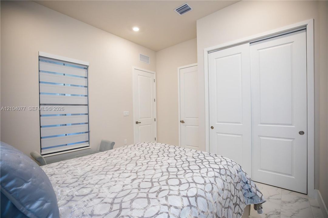 For Sale: $669,000 (3 beds, 2 baths, 1724 Square Feet)